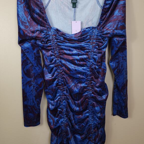 Wild Fable Long Sleeve Ruched Velvet Bodycon Dress in Purple Marble Size L - Picture 4 of 12